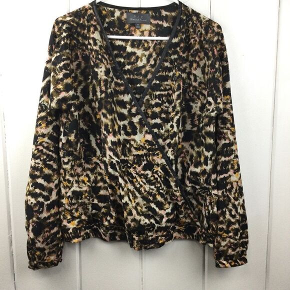 Patterson J. Kincaid Leopard Wrap Top, Leather Trim & Buttons, Size Medium - Picture 1 of 15
